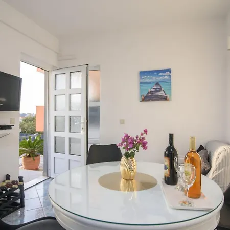 Apartment In Okrug Gornji With Sea View, Air Conditioning, Wifi, Washing Machine 5049-2