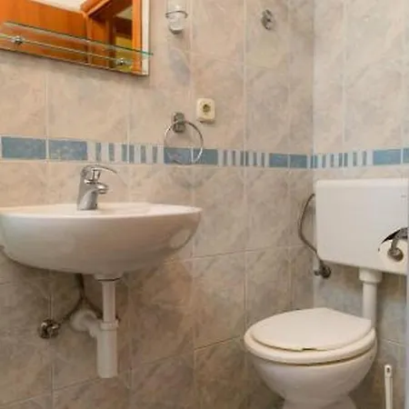 In Okrug Gornji With Sea View, Air Conditioning, Wifi, Washing Machine 5049-2 * Trogir