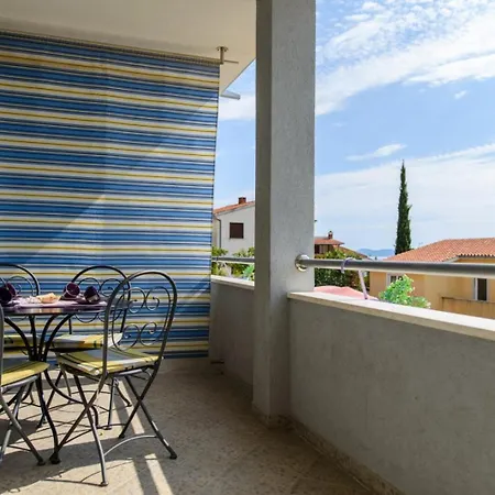 In Okrug Gornji With Sea View, Air Conditioning, Wifi, Washing Machine 5049-2 Apartment *